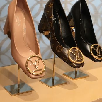 Louis Vuitton - Je taime LV - Luggage Near Me - Paris, 75