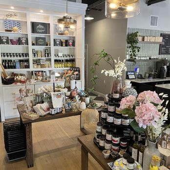 The Perfect Press Coffee - Shopping on the left-sipping on the right. May 2026 - Coffee & Tea Near Me - Tampa, Florida The Perfect Press Coffee - Shopping on the left-sipping on the right. May 2026 - Coffee & Tea Near Me - Tampa, Florida