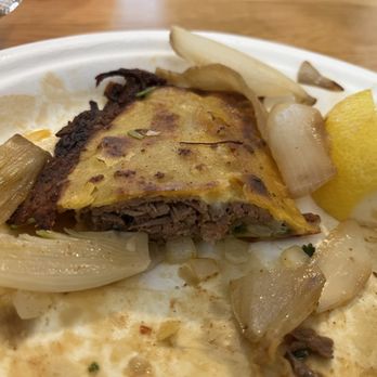 Tacos El Noa Noa - Quesabirría taco (half of it heh) - 9/10 - Food Trucks Near Me - Sunnyvale, California Tacos El Noa Noa - Quesabirría taco (half of it heh) - 9/10 - Food Trucks Near Me - Sunnyvale, California