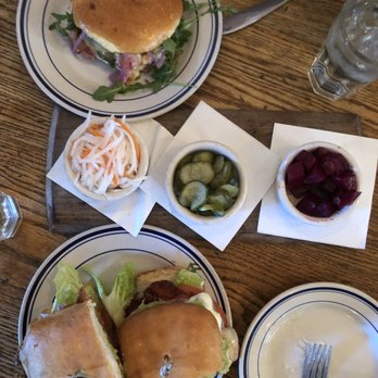 Duke's Grocery - Posh B.L.T.A. - Pubs Near Me - Washington, DC, District of Columbia
