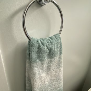 The Bathroom Store - Hand towel bar - Kitchen & Bath Near Me - Honolulu, Hawaii
