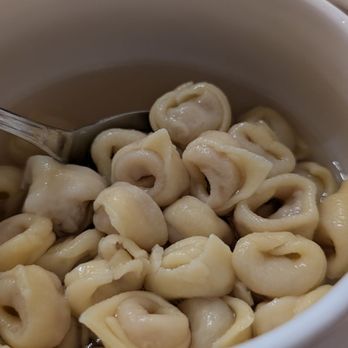 Sfoglia Rina - Tortellini in brodo - Pasta Shops Near Me - Bologna, BO