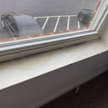 Gayton Pointe Townhomes - Water damage....never fixed after several tickets being put in. - Apartments Near Me - Richmond, Virginia