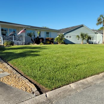 EliteScapes - the front yard of a home - Lawn Services Near Me EliteScapes - the front yard of a home - Lawn Services Near Me