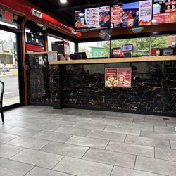 Asad’s Hot Chicken - Inside
