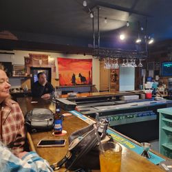 Cougars - Left bar top