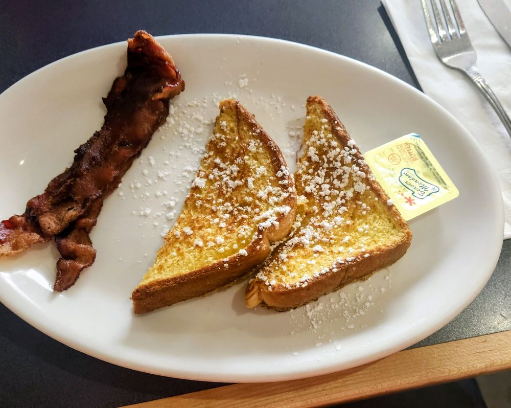 Annies Family Restaurant & Bakery — Mexican restaurant in Livonia
