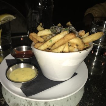 Laurel Hardware - Truffle fries - New American Near Me - West Hollywood, California Laurel Hardware - Truffle fries - New American Near Me - West Hollywood, California