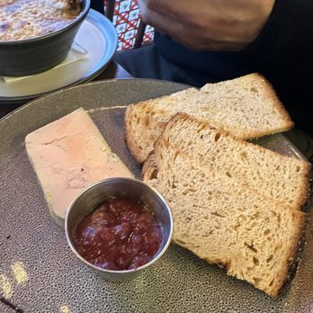 Café New York - Foie gras with and onion jam - French Near Me - Paris, 75 Café New York - Foie gras with and onion jam - French Near Me - Paris, 75