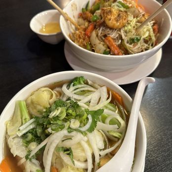 Cookin' Crab - Tofu and veggie pho. Lemongrass shrimp vermicelli noodles - Vietnamese Near Me - Fullerton, California