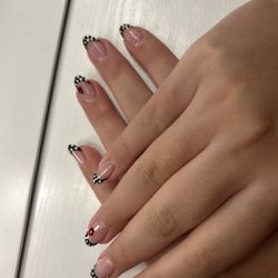 Art Cuban Nails
