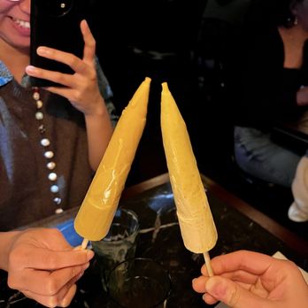 Dishoom - mango kulfi, pistachio kulfi - Indian Near Me - London, XGL Dishoom - mango kulfi, pistachio kulfi - Indian Near Me - London, XGL