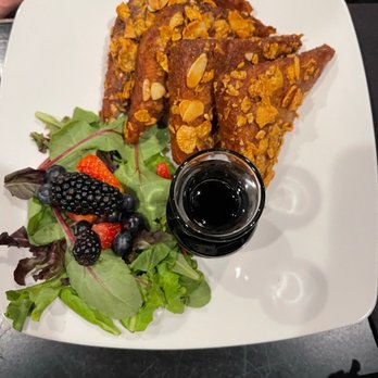 Seasons 101 - French toast - Breakfast & Brunch Near Me - Sevierville, Tennessee Seasons 101 - French toast - Breakfast & Brunch Near Me - Sevierville, Tennessee