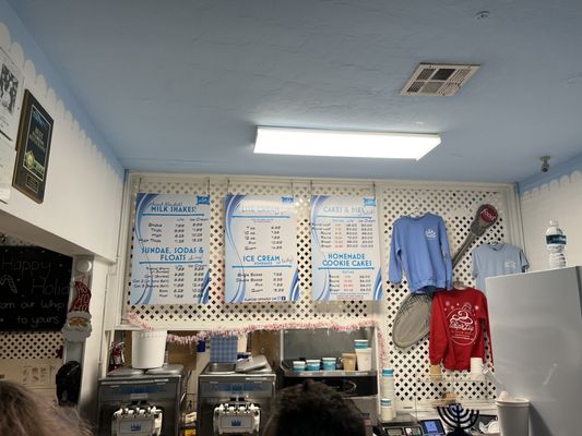 Whip'n Dip Ice Cream Shop by null