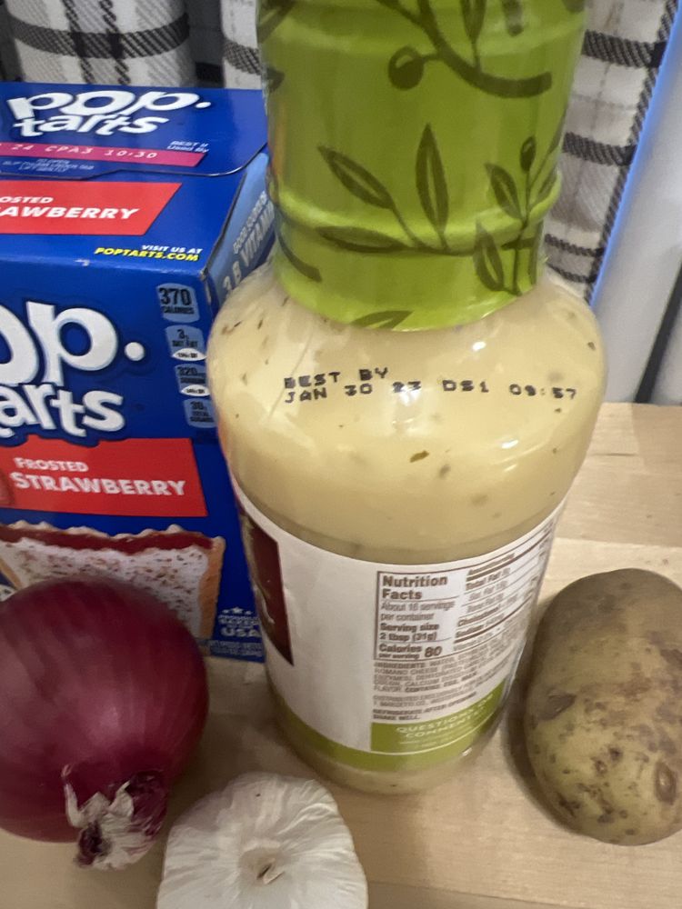 THREE RIVERS MARKET Updated August 2024 14 Reviews 41729 Sierra Dr, Three Rivers