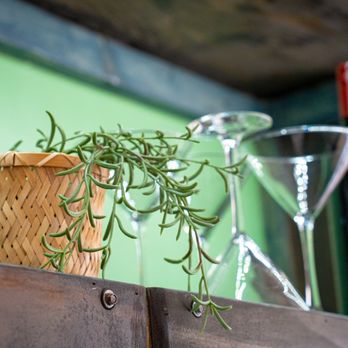 Market Bar And Brewery - a plant in a basket on a shelf - Bars Near Me - Brooklyn, New York Market Bar And Brewery - a plant in a basket on a shelf - Bars Near Me - Brooklyn, New York