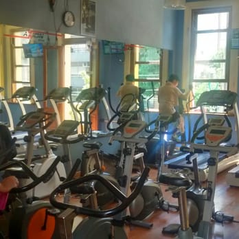 Axion Gym - Tiene de todo esto xD - Fitness & Instruction Near Me - Buenos Aires, C