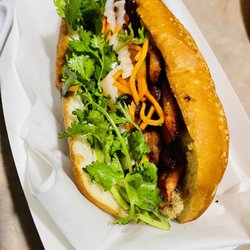 Pho Thanh Thu - Banh mi