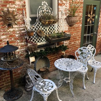 Molly’s Courtyard Cafe - Courtyard. - Coffee & Tea Near Me - York, Pennsylvania Molly’s Courtyard Cafe - Courtyard. - Coffee & Tea Near Me - York, Pennsylvania