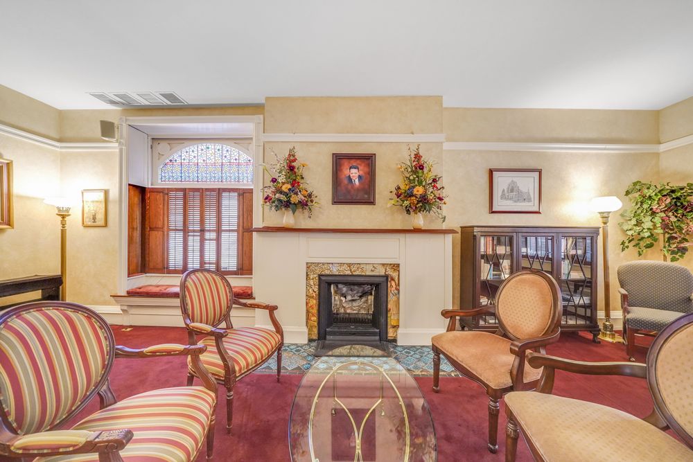 DELLAVECCHIA, REILLY, SMITH & BOYD FUNERAL HOME Updated November 2025