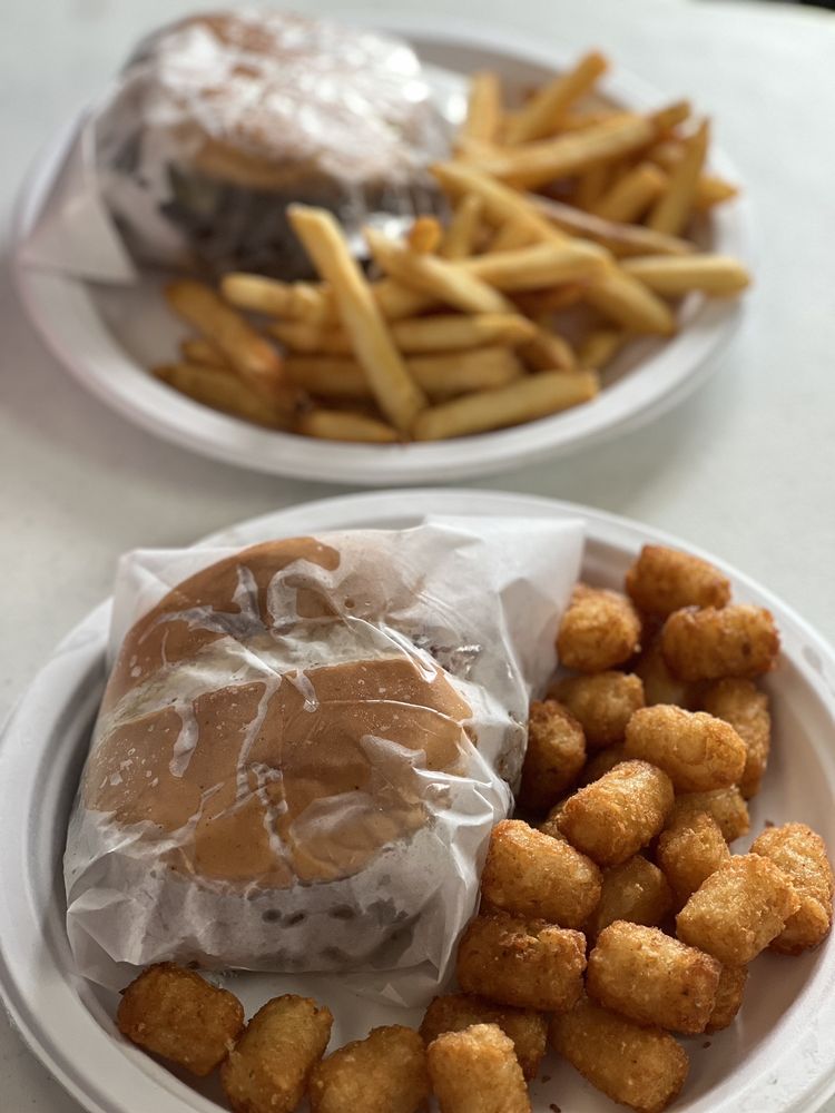 BUSTER’S BURGER JOINT Updated October 2024 56 Photos & 56 Reviews