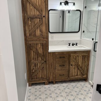 Five Star Cleaning Services - Deep cleaning in bathroom. Floors, cabinets, mirror & light fixtures done. - Home Cleaning Near Me Five Star Cleaning Services - Deep cleaning in bathroom. Floors, cabinets, mirror & light fixtures done. - Home Cleaning Near Me