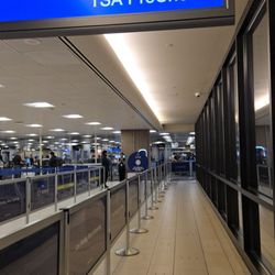 TSA Checkpoint T-4 D - Phoenix Sky Harbor International Airport