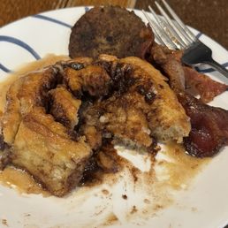 DF/GF Cinnamon Roll, heated up at home DF/GF Cinnamon Roll, heated up at home