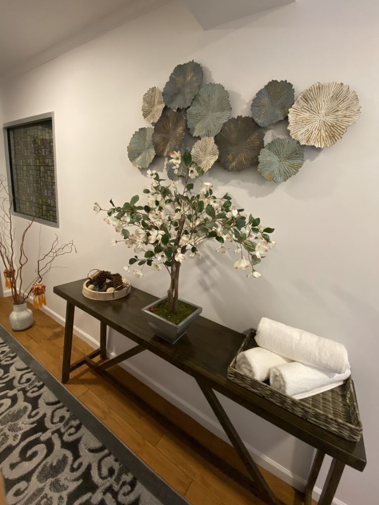 Chelsea Men's Spa Logo