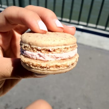 Miette - Strawberry macaron - Bakeries Near Me - San Francisco, California