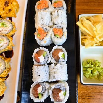 Kabuki Japanese Restaurant - Spicy Tuna Roll (top) and Philadelphia Roll (bottom) - Japanese Near Me - Burbank, California Kabuki Japanese Restaurant - Spicy Tuna Roll (top) and Philadelphia Roll (bottom) - Japanese Near Me - Burbank, California