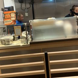 Employees NOT WEARING MASKS. Employees NOT WEARING MASKS.