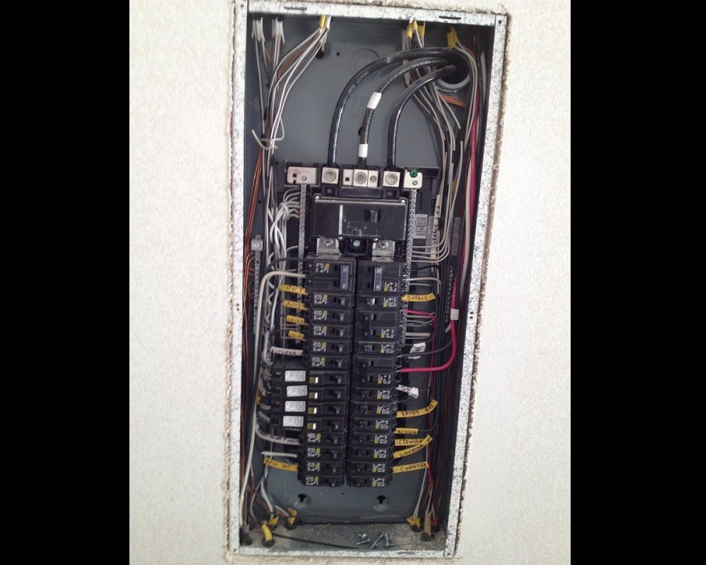 Slide of Kings Of Electrician In La Canada