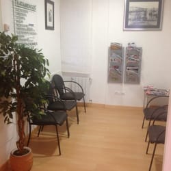 Clinica de Rehabilitacion - Sala de espera