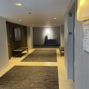 The Westin Chicago River North - Hallway to rooms on floor 14 - Hotels Near Me - Chicago, Illinois The Westin Chicago River North - Hallway to rooms on floor 14 - Hotels Near Me - Chicago, Illinois