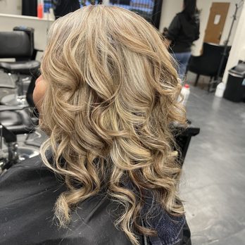 Paris Salon - Nancy'S Hair Paris salón - Hair Salons Near Me - Modesto, California Paris Salon - Nancy'S Hair Paris salón - Hair Salons Near Me - Modesto, California