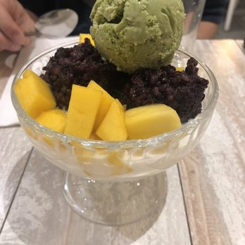 Mango Mango Dessert - Snow White Juice with Black Rice & Mango, add a scoop of green tea ice cream - Desserts Near Me - New York, New York Mango Mango Dessert - Snow White Juice with Black Rice & Mango, add a scoop of green tea ice cream - Desserts Near Me - New York, New York