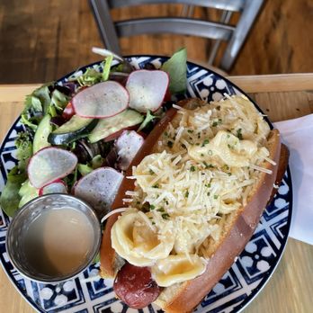 Black Sheep - Truffle Mac hot dog - Wine Bars Near Me - Milwaukee, Wisconsin