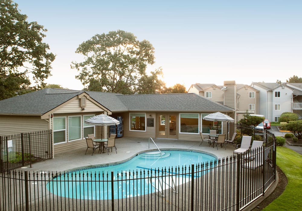 LEXINGTON APARTMENTS Updated September 2024 8720 58th Ave SW