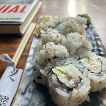 Hachi - Cali roll - Japanese Near Me - Portland, Oregon