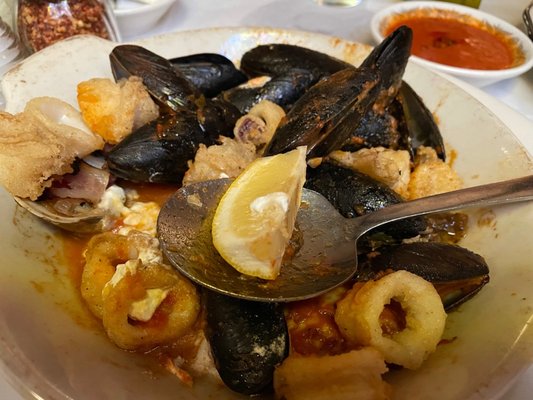 Pellicci's by null