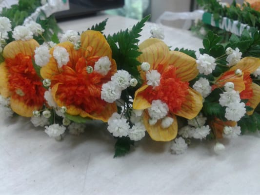 Cindy's Lei & Flower Shoppe by null