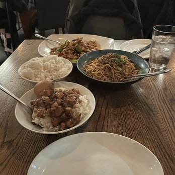 Dan Dan - Taiwanese Near Me - Wayne, Pennsylvania
