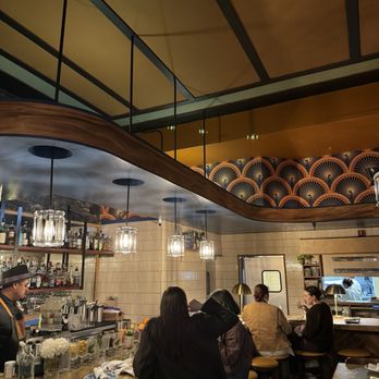 Causwells - Bar area - New American Near Me - San Francisco, California