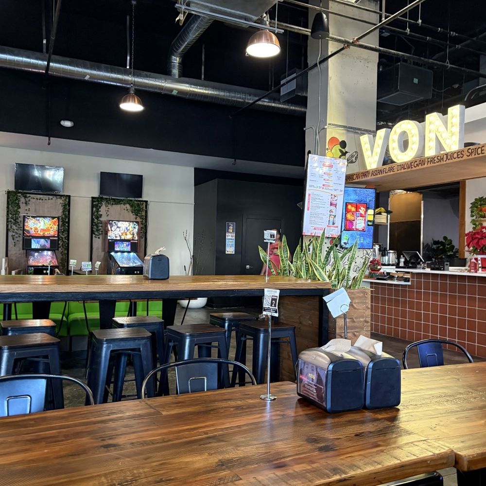 Block 40 Food Hall - Inside - Venues & Event Spaces Near Me - Hollywood, Florida Block 40 Food Hall - Inside - Venues & Event Spaces Near Me - Hollywood, Florida