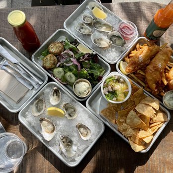Hook Fish - Oysters, fish and chips, ceviche, crab cakes - Seafood Near Me - San Francisco, California Hook Fish - Oysters, fish and chips, ceviche, crab cakes - Seafood Near Me - San Francisco, California