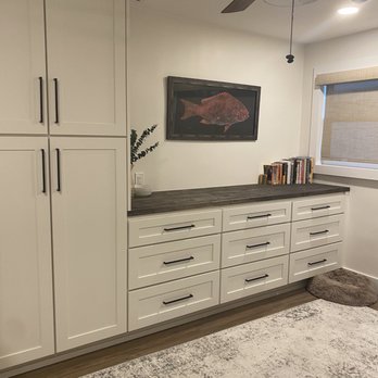 Reel Construction Resources - Office/laundry - General Contractors Near Me - Largo, Florida Reel Construction Resources - Office/laundry - General Contractors Near Me - Largo, Florida