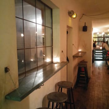 Medusa - Cocktail Bars Near Me - Paris, 75 Medusa - Cocktail Bars Near Me - Paris, 75