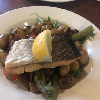 Nancy Hands Bar & Restaurant - Salmon and a ton of taters - Pubs Near Me - Dublin, D Nancy Hands Bar & Restaurant - Salmon and a ton of taters - Pubs Near Me - Dublin, D