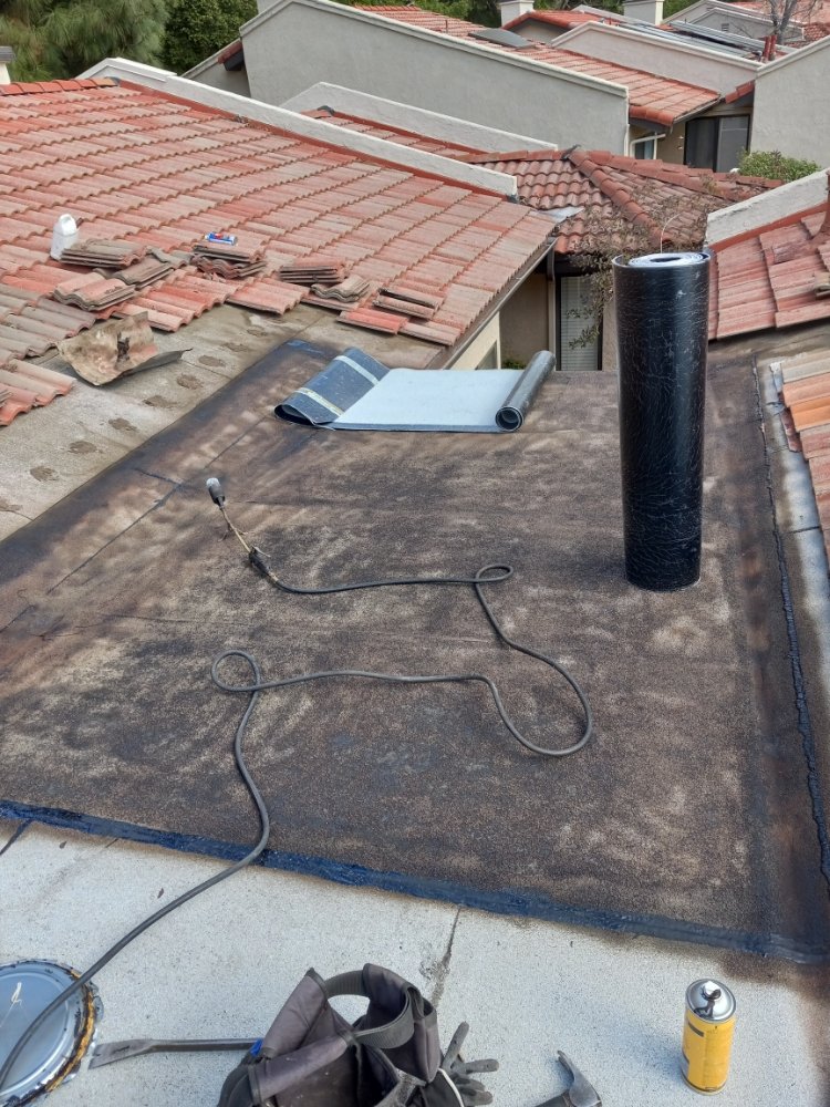 Slide of Jose Roofing Service